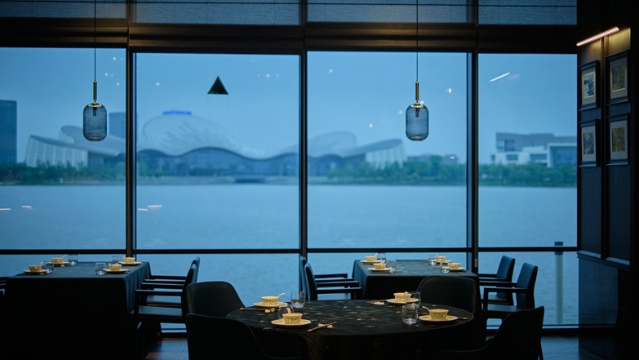 品淮揚(yáng)美食，賞紫瑯湖美景，米其林、黑珍珠雙一星品牌來了！